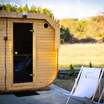 Stodoly Pod Gajem Z Balia I Sauna Chalet *